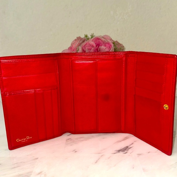 Authentic Christian Dior Trifold Quilted wallet - Picture 10 of 16